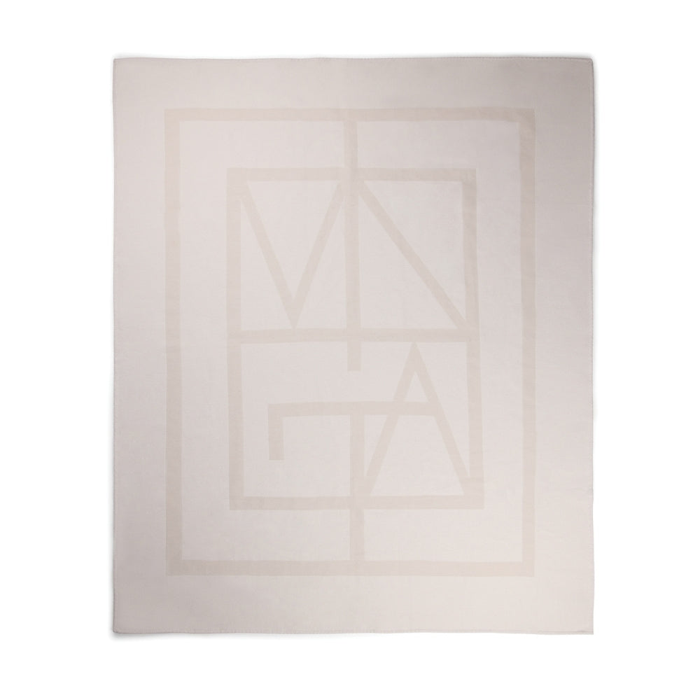 monogrampeittoluonnonvalkoinen_10829.jpg